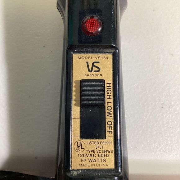 Vidal Sassoon VS184 Gold Series Professional 3 Barrel Hair Waver Crimping Iron - Picture 2 of 4